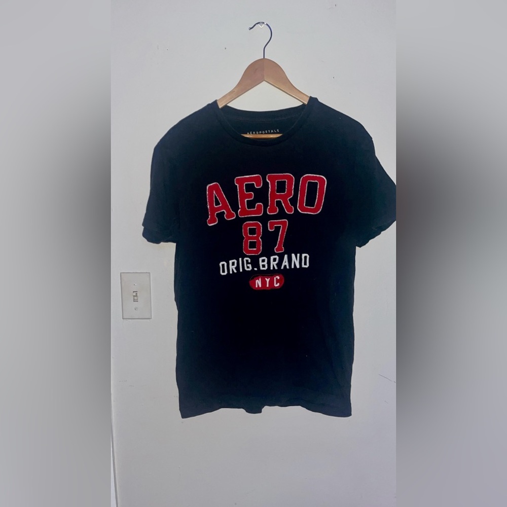 Black & Red Aeropostale Tee